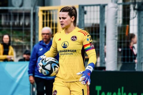 Zum Artikel "FC Nürnberg und FAU: Fußballerin und Studentin Lea Paulick im Interview"