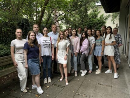 Gruppenbild der Summerschool.