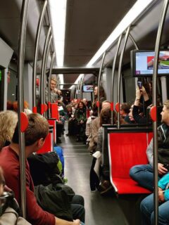 Trambahn-Talk in der FAU-Tram in Nürnberg. Bild: FAU/Miriam Weigand